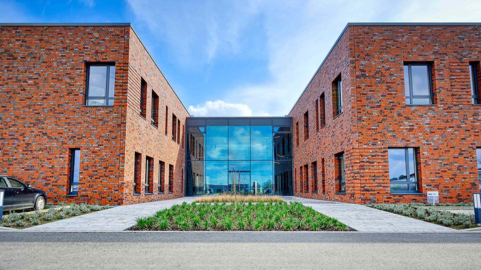 Edificio de oficinas con bombas de calor por aerotermia de Daikin