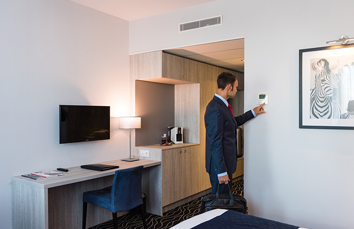 Hotel 
